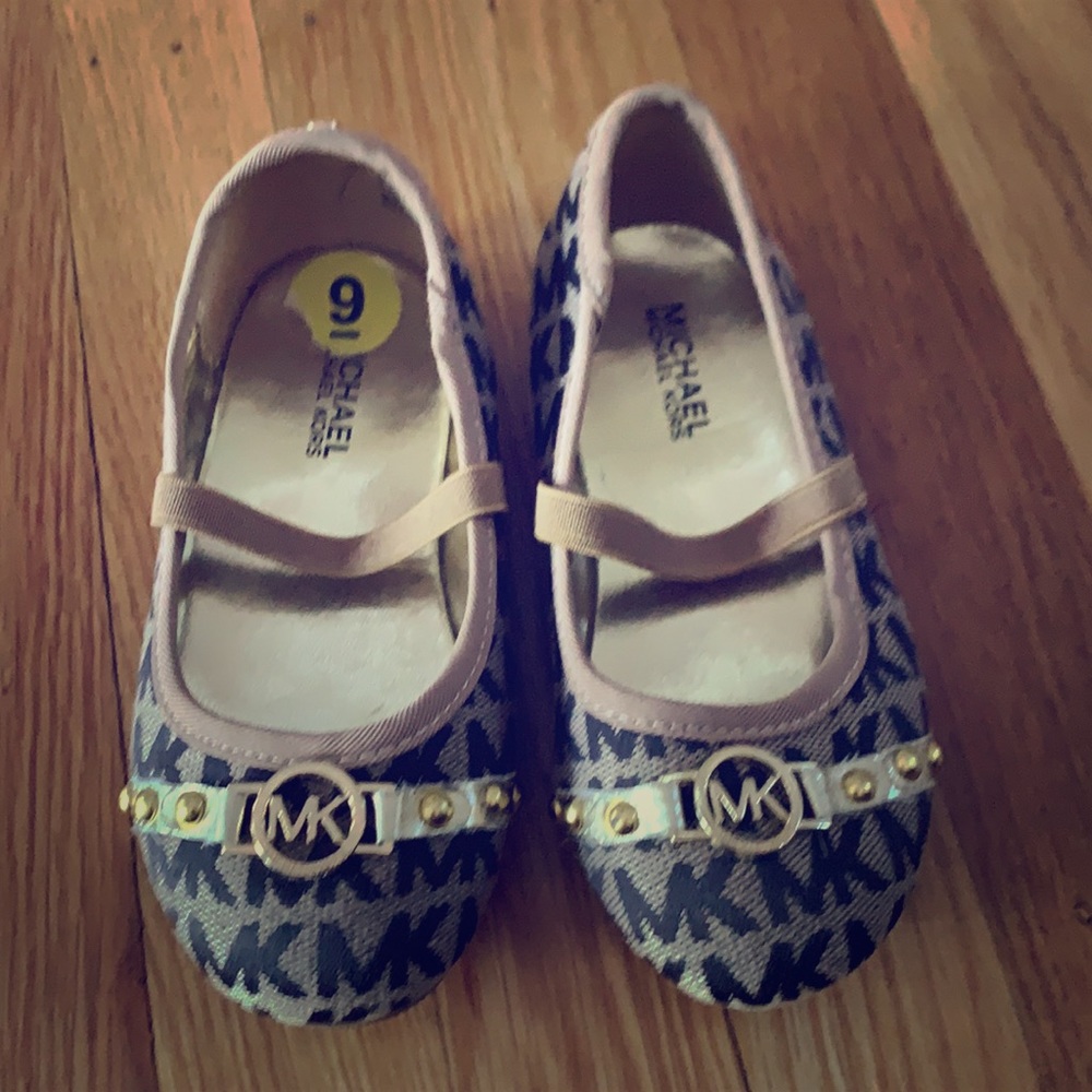 Michael Kors dress shoes for girls